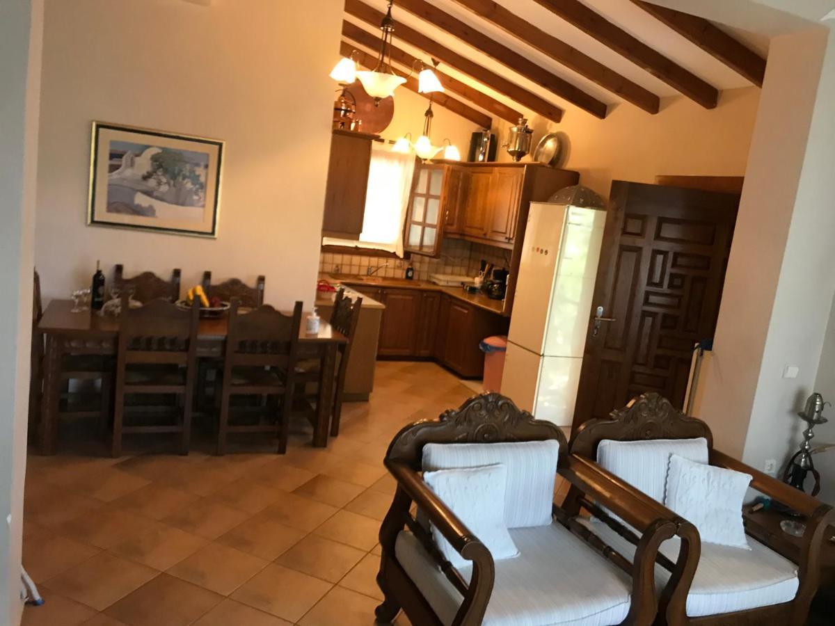 Villa Maroudia Kými Eksteriør bilde